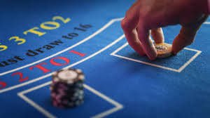 Antarmuka mobile vikingbet88 menampilkan tabel roulette dealer langsung dengan beban data minimal